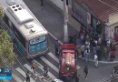 Idoso de 90 anos é atropelado e fica preso sob ônibus na Zona Sul de SP; helicóptero Águia fez resgate